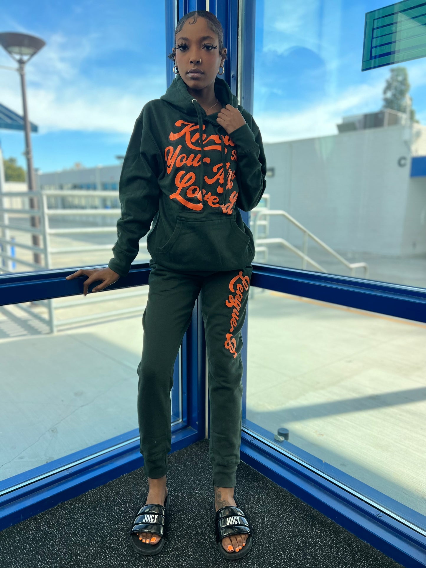 “Know That You Are Loved” Forest set